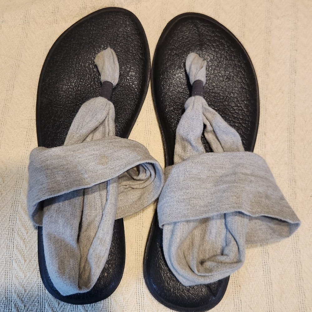 Black and Gray Sanuk Sandals
